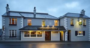 Horse & Hound Bar & Accommodation
